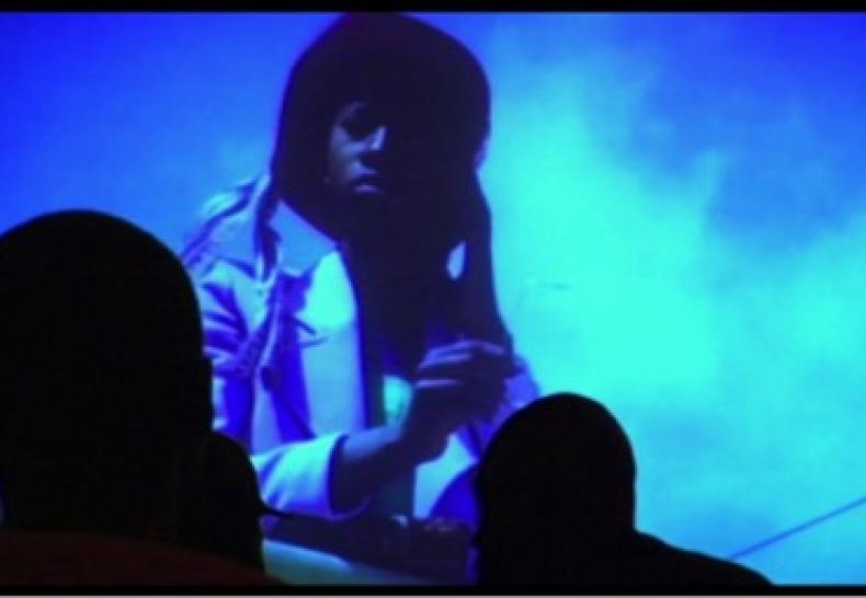 MILLE SOLEILS, R: Mati Diop, F/SEN 2014