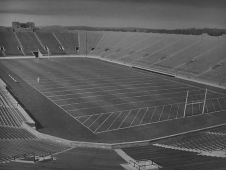 KNUTE ROCKNE ALL AMERICAN, R: Lloyd Bacon, USA 1940